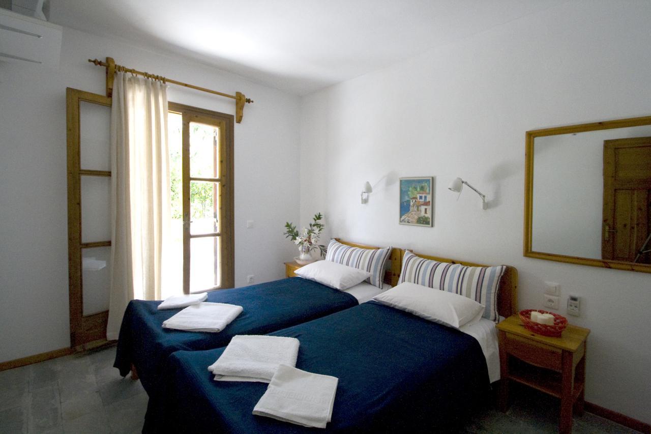 Villas Alexandra Skiathos Platanias  Bagian luar foto